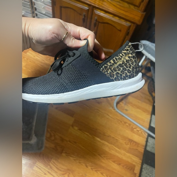 Lifestyle New Balance Sneakers Black with Chettah - Picture 1 of 7